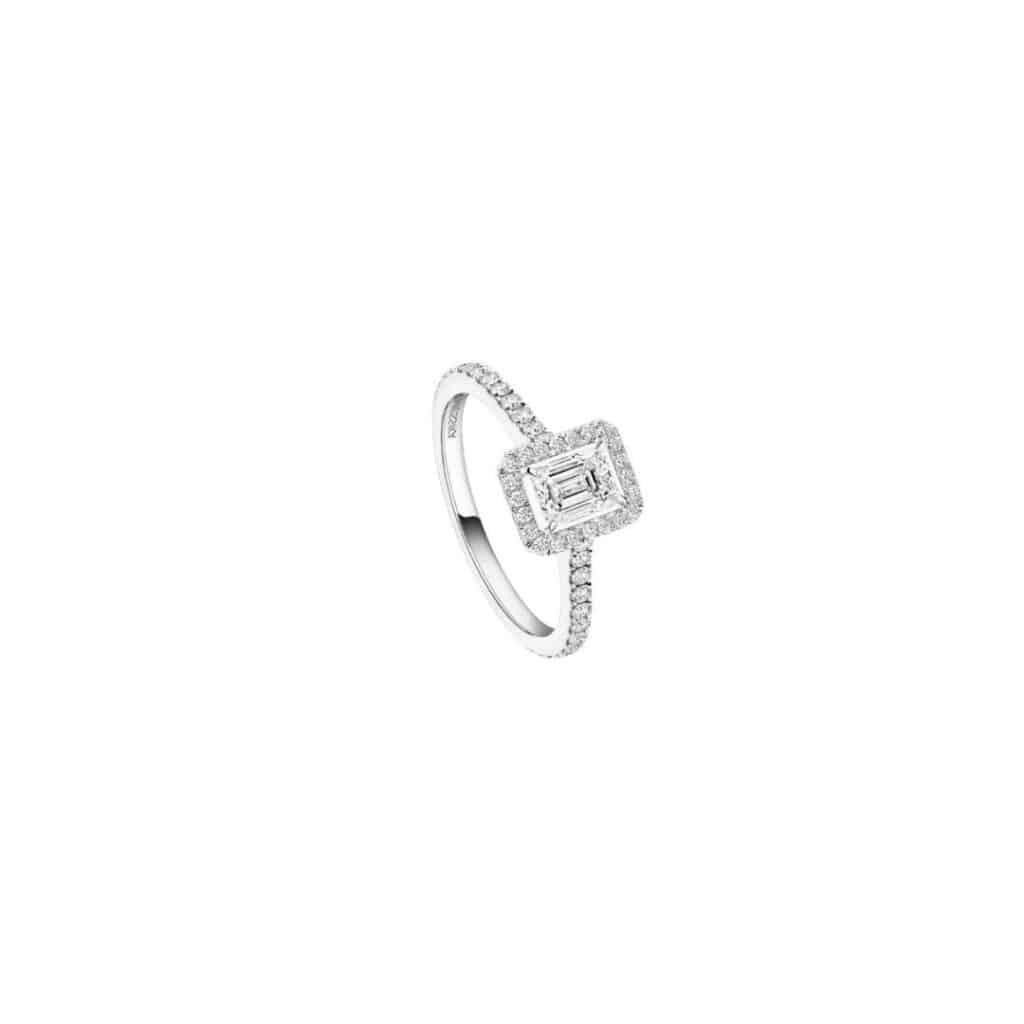 Anell Messika or blanc diamants amb diamant central de 0,40 ct – col·lecció Joy